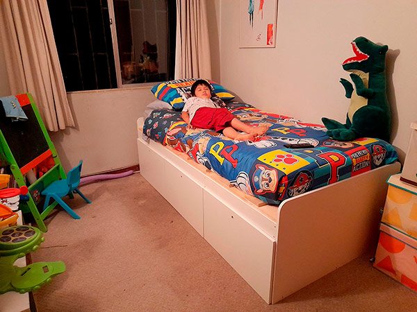 Cama 1 plaza con cajones deslizantes melamina blanca 15mm dormitorio infantil mueble a medida Santiago 2019